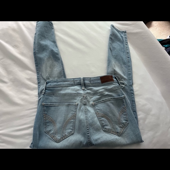 Women’s Hollister high rise super skinny jeans - Picture 2 of 4
